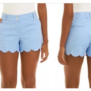 Crown & Ivy™
Women's Shelby Scalloped Shorts